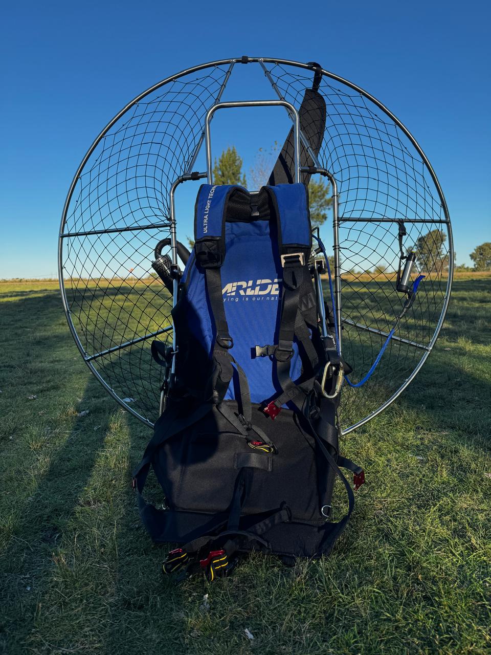 Paramotor azul